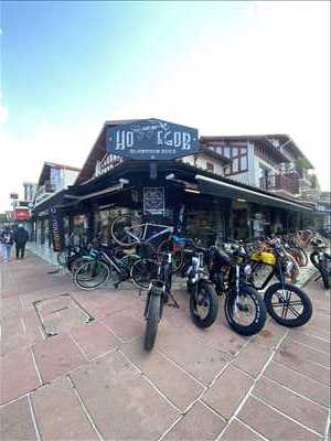 magasin de vélo avec jean carl à Capbreton